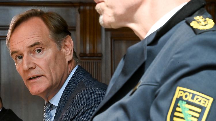 Oberbürgermeister Burkhard Jung will mit den Bewohnern der betroffenen Stadtteile in den Dialog gehen. 