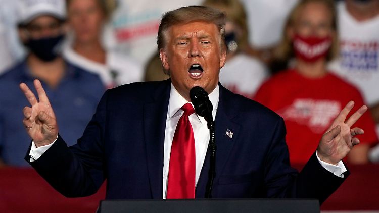Trump ändert unerwarterweise sein Vorgehen.
