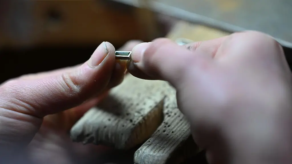 Das-Gold-und-Silberschmiedehandwerk-ist-ins-immaterielle-Kulturerbe-aufgenommen-worden