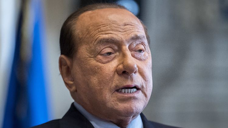 Silvio Berlusconi hat "schwierige Tage" hinter sich.
