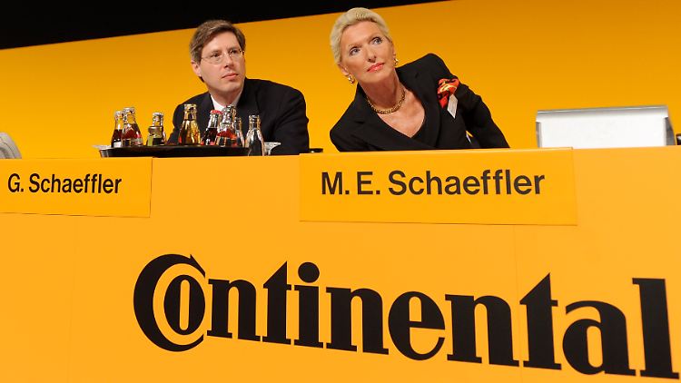 Ebenfalls zugegen: Maria Elisabeth Schaeffler mit Sohn Georg.