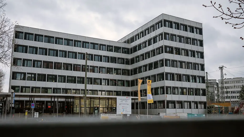 Mittlerweile-wurde-alle-vier-Mitarbeiter-aus-der-U-Haft-entlassen