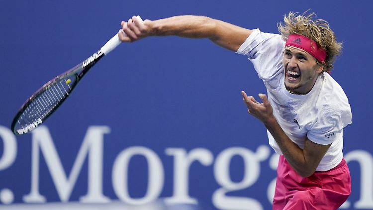 Zvei Sätze lang ist Alexander Zverev im Halbfinale der US Open chancenlos, am Ende jubelt der Hamburger dennoch über den Einzug in sein erstes Grand-Slam-Endspiel.
