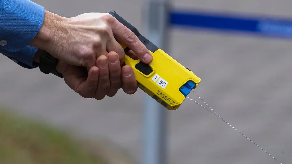 Der-Mann-fiel-im-Bus-mit-der-Waffe-auf