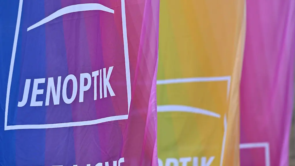 Jenoptik-rechnet-2025-mit-wirtschaftlicher-Unsicherheit