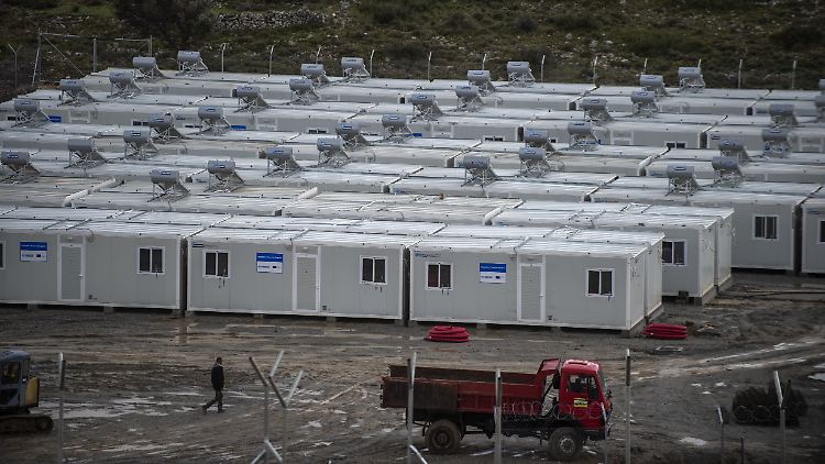 Im Februar wurde auf Samos für 1200 Menschen eine Notunterkunft errichtet.