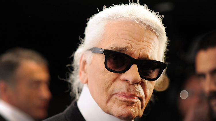 Über seine Kindheit äußerte sich Karl Lagerfeld zu Lebzeiten nur vage.