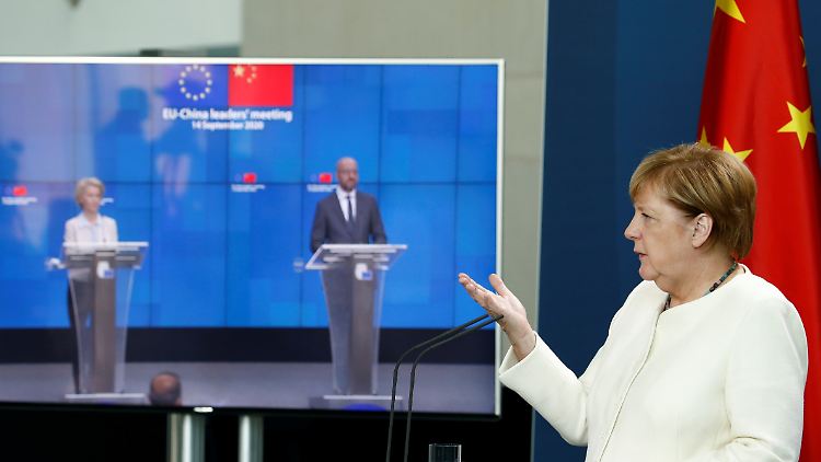 EU-Kommissionschefin von der Leyen, EU-Ratspräsident Michel und Kanzlerin Merkel nach dem Video-Gipfel mit Xi.