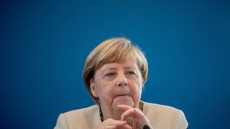 Einfach Zahlen für Flüchtlingskontingente zu nennen, ist "der falsche Ansatz": Merkel auf der Sitzung des CDU-Bundesvorstands.