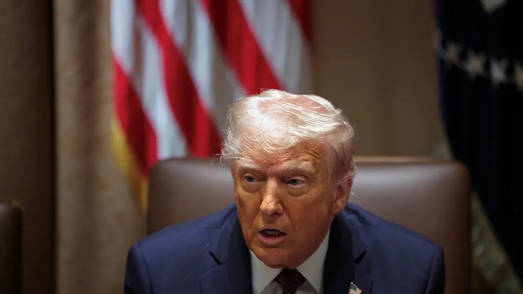 Trump-erwartet-das-Rohstoffabkommen-mit-der-Ukraine-in-Kuerze