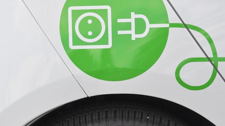 Für die inländische Branche sind die Pläne Johnsons ambitioniert.