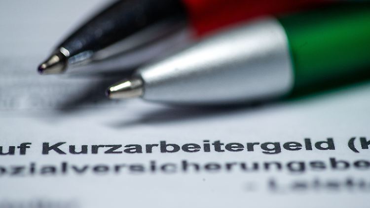 Die Bezugszeit für das Kurzarbeitergeld soll auf bis zu 24 Monate verlängert werden.