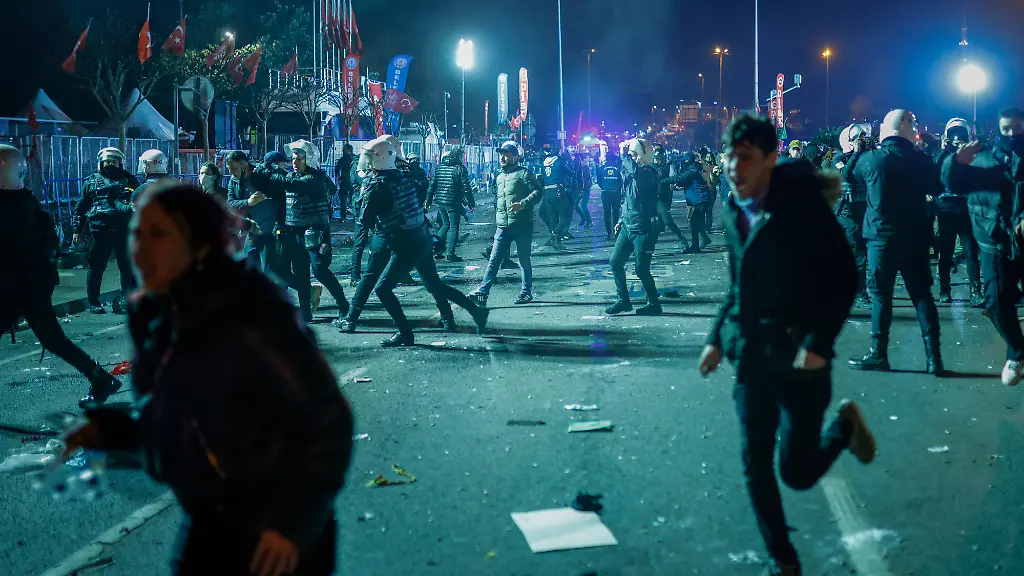 AFP-20250324-37LR4VH-v1-HighRes-PrimariesForMainOppositionChpParty