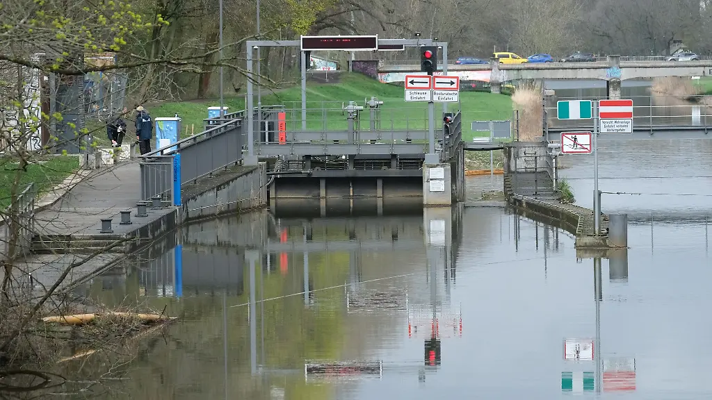 Ab-1-April-koennen-Wasserwanderer-wieder-die-Schleusen-in-Leipzig-nutzen