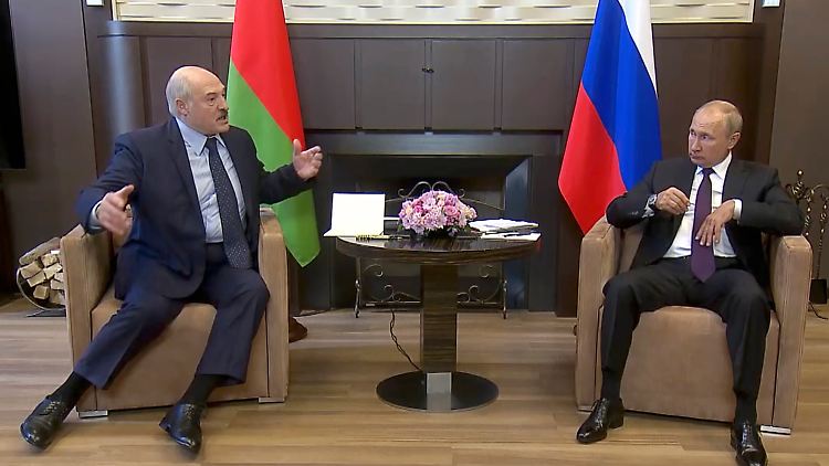 Lukaschenko und Putin beim Treffen in Sotschi im September.