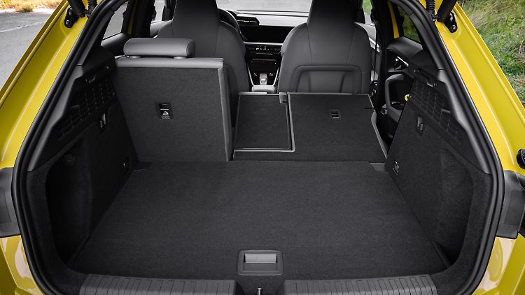 Mit einem Kofferraumvolumen von 325 bis 1145 Liter ist der Audi S3 auch bedingt alltagstauglich.