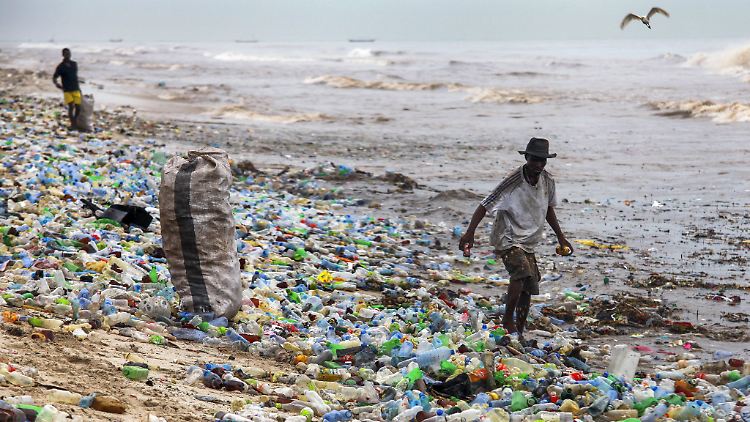Nicht nur in Ghana sind die Strände voller Plastik.
