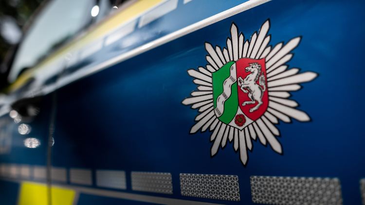 Insgesamt haben die Ermittler 30 Polizistinnen und Polizisten im Visier.