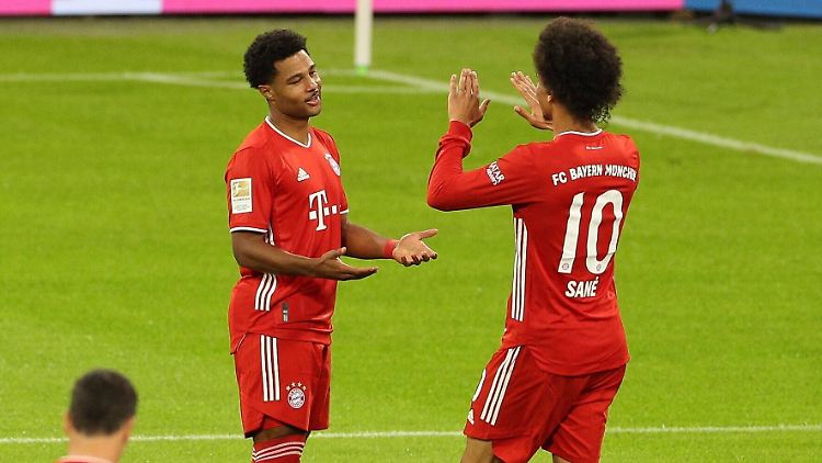 Harmonierten im ersten Spiel direkt prächtig: Serge Gnabry und Leroy Sané.