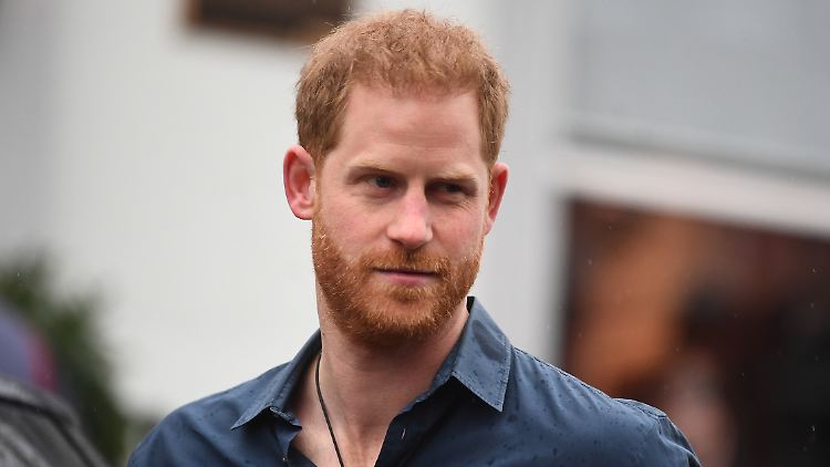 Prinz Harry will sich gegen Behauptungen der Presse gerichtlich wehren.