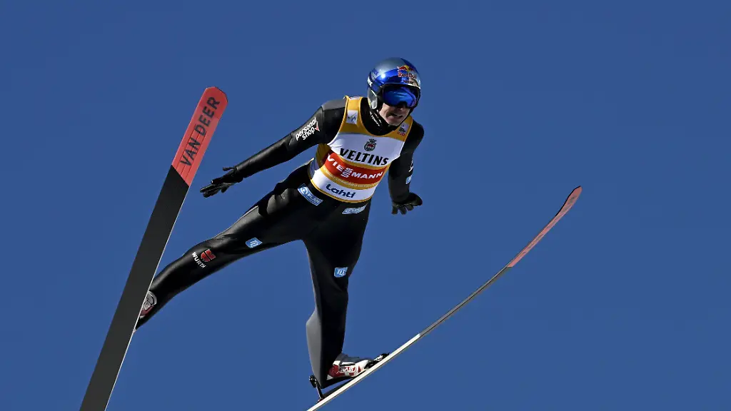 125fde1b638a28559d7c10d799a33829