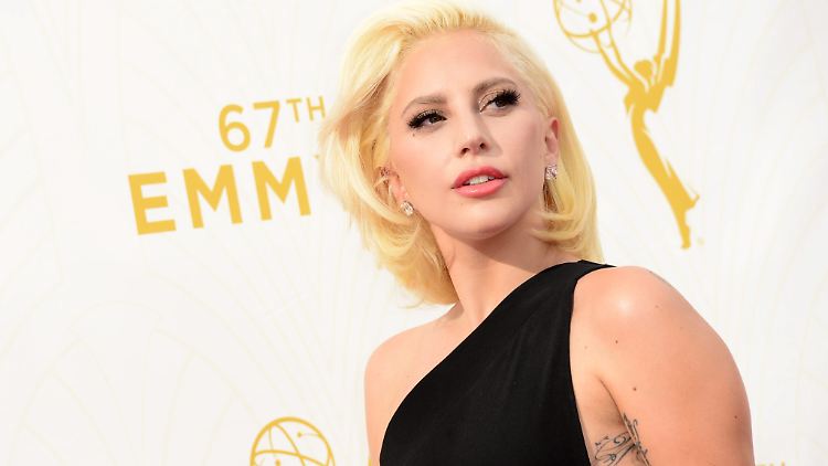Längst geht sie auch ohne spektakuläre Verkleidung vor die Tür: Lady Gaga.