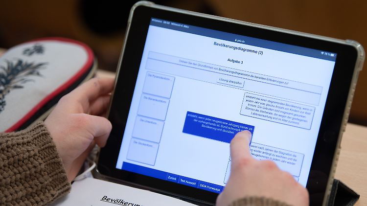Digitale Endgeräte sind in Schulen noch immer nicht die Regel.