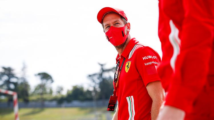Zum Saisonende verlässt Vettel Ferrari nach sechs Jahren. 