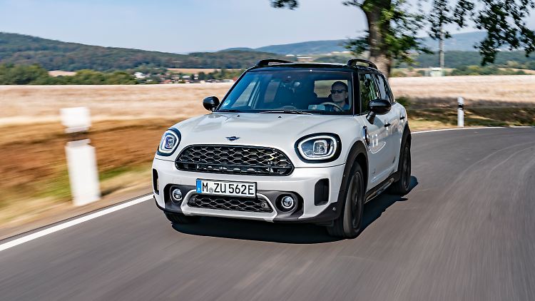 Bis zu 61 Kilometer kann der Mini Cooper SE Countryman 4All rein elektrisch zurücklegen. 