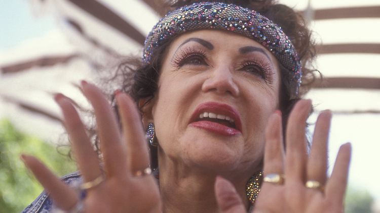 Jackie Stallone im Jahr 1980: Unabhängig von ihrem berühmten Sohn war sie in den USA als Promi-Astrologin bekannt.