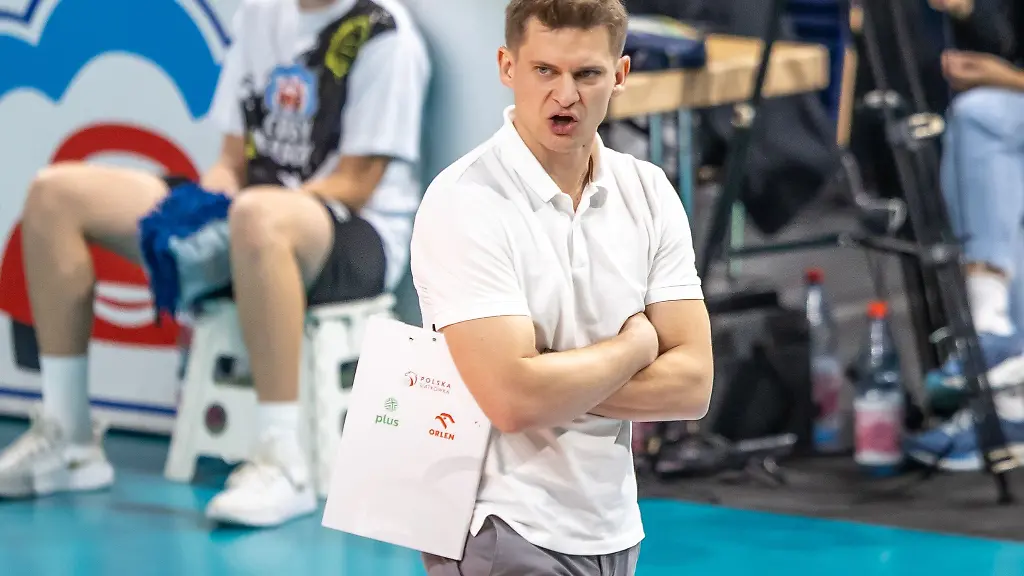 Trainer-Adam-Swaczyna-startet-am-Sonntag-mit-dem-VfB-Friedrichshafen-in-die-Playoffs