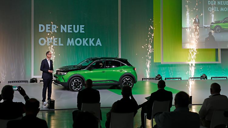 Opel-Chef Michael Lohscheller präsentiert den neuen Opel Mokka in Rüsselsheim.