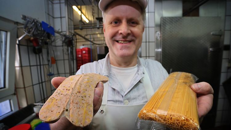 In der Spaghetti-Bratwurst ist tatsächlich drin, was draufsteht. Von der Viagra-Bratwurst lässt sich das zum Glück nicht sagen.