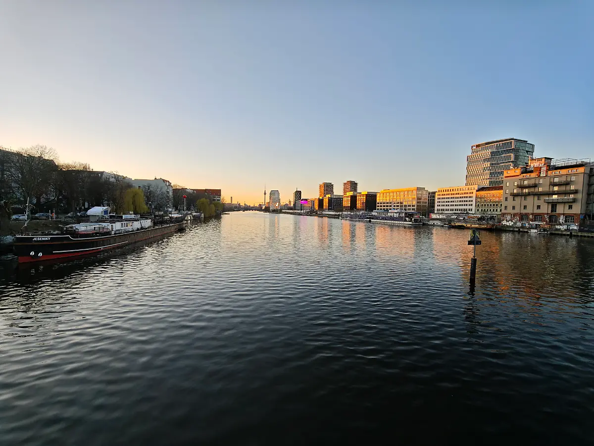 MVIMG-20250318-180326