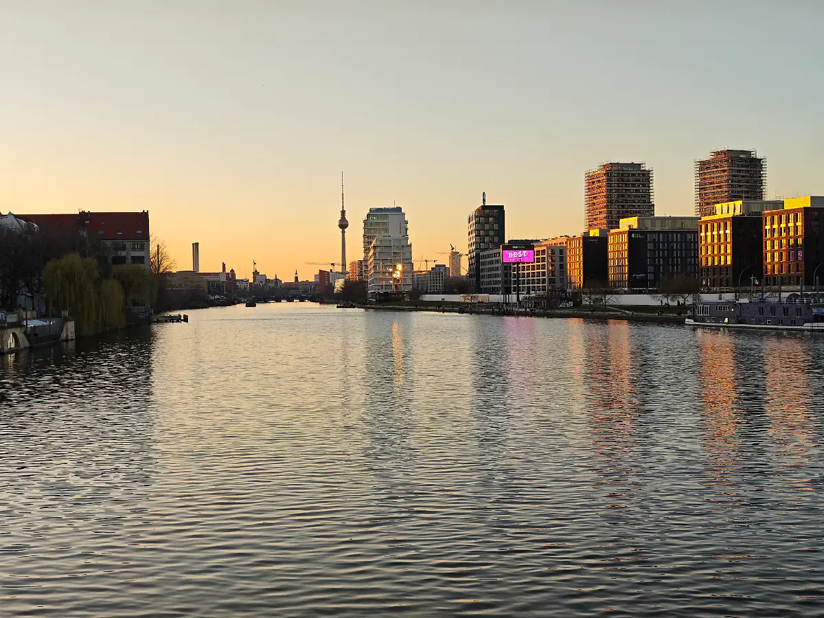 MVIMG-20250318-180334