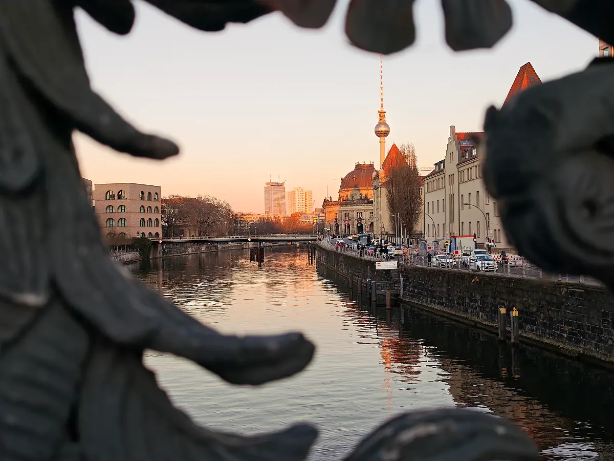 MVIMG-20250319-180758