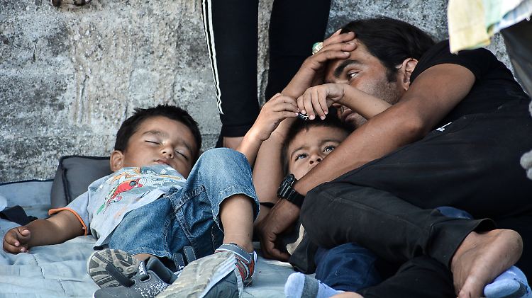 Eine Notlage wie auf der griechischen Insel Lesbos soll sich nicht wiederholen, so will es die EU-Kommission. 
