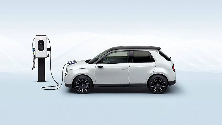 Momentan sind es vor allem japanische Autos die bidirektional laden können. Wie zum Beispiel der Honda e.