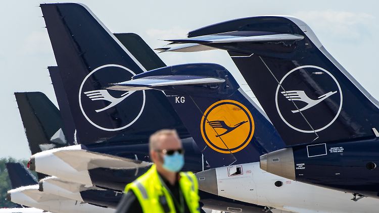 Die Lufthansa plant einen Probebetrieb mit Corona-Schnelltests. 