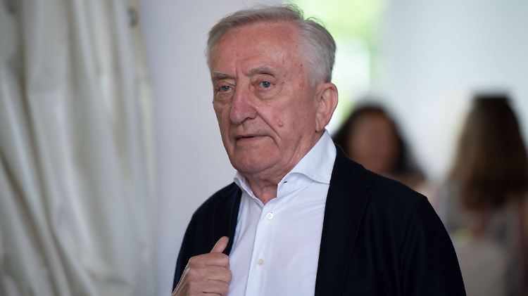 Gerhard Weber im vergangenen Jahr beim von seinem Unternehmen gesponserten Tennisturnier.