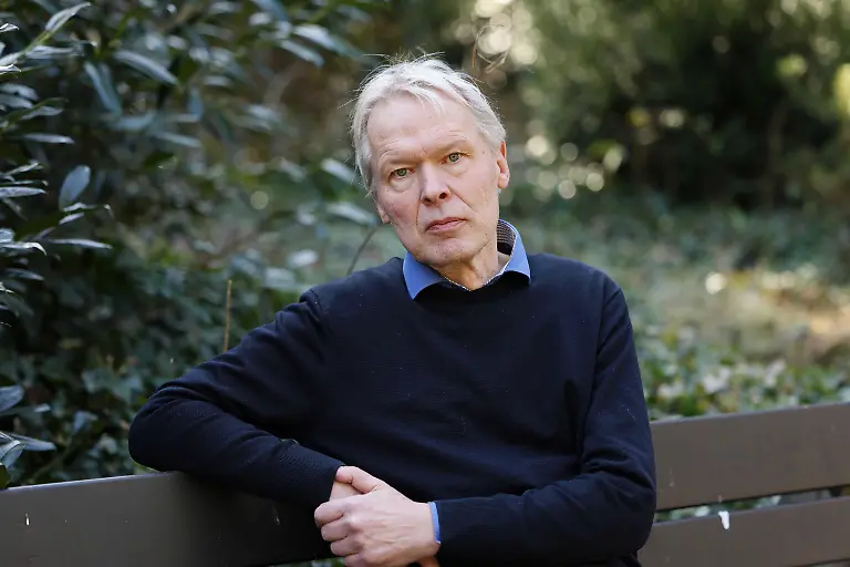 c94043fb61d2fd39509b3359aee1a518