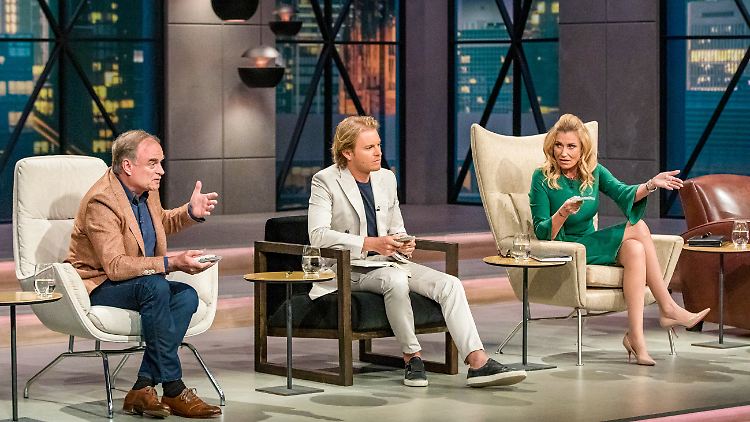 Diese Löwen sind mal wieder im Poker-Fieber: Georg Kofler, Nico Rosberg und Dagmar Wöhrl (v.l.)