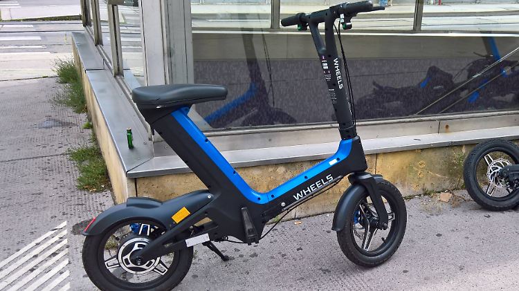 Wheels erinnern an Elektrofahrräder, haben aber keine Pedale.