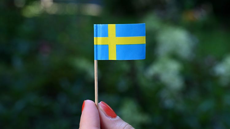 Die meisten Schweden vertrauen ihrer Regierung und halten sich freiwillig an Corona-Regeln.