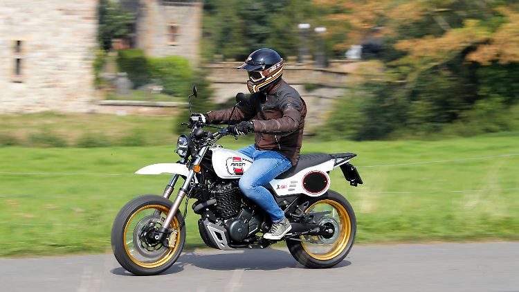 Die Mash X-Ride erinnert an die Yamaha XT 500 aus dem Jahr 1976. Und genau das ist gewollt.