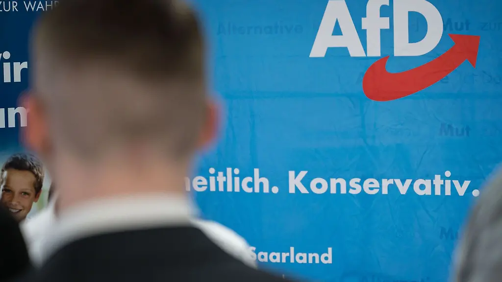 Die-AfD-begruendete-die-Forderung-damit-dass-beim-Buerokratieabbau-nichts-Entscheidendes-passiere