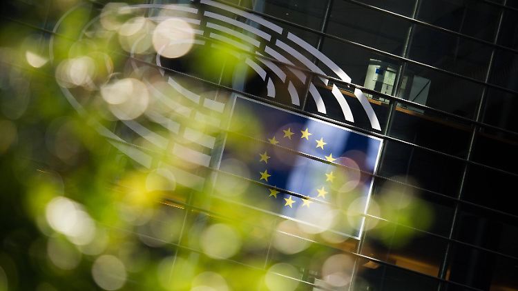 Länder wie Polen, Ungarn, Bulgarien, Rumänien, Kroatien und die Slowakei erfüllen laut EU-Bericht nicht die demokratischen Standards.