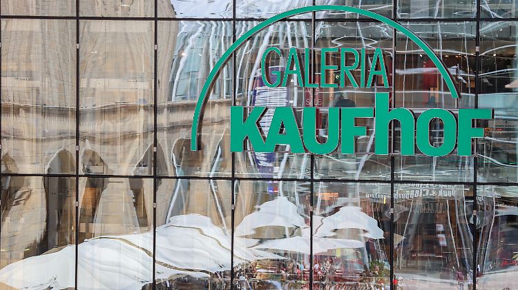 Der Kaufhauskonzern beendet das Insolvenzverfahren.