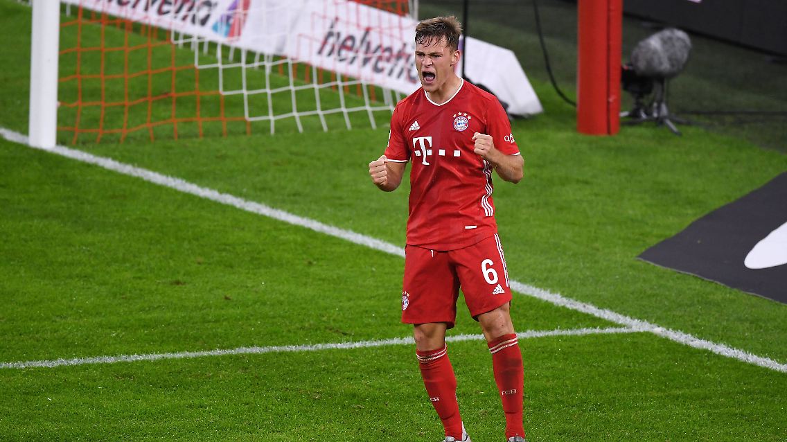 Man erkennt es nicht auf den ersten Blick, aber Joshua Kimmich hat für seinen FC Bayern gerade ...
