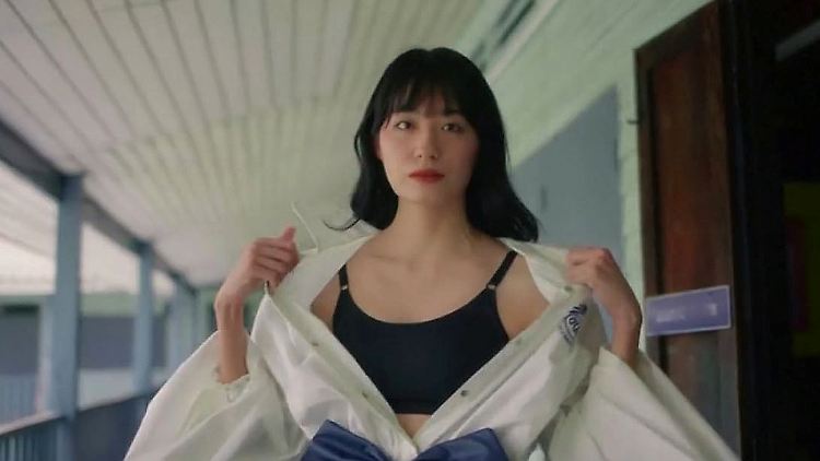 Thailand Schuluniformen 3.JPG